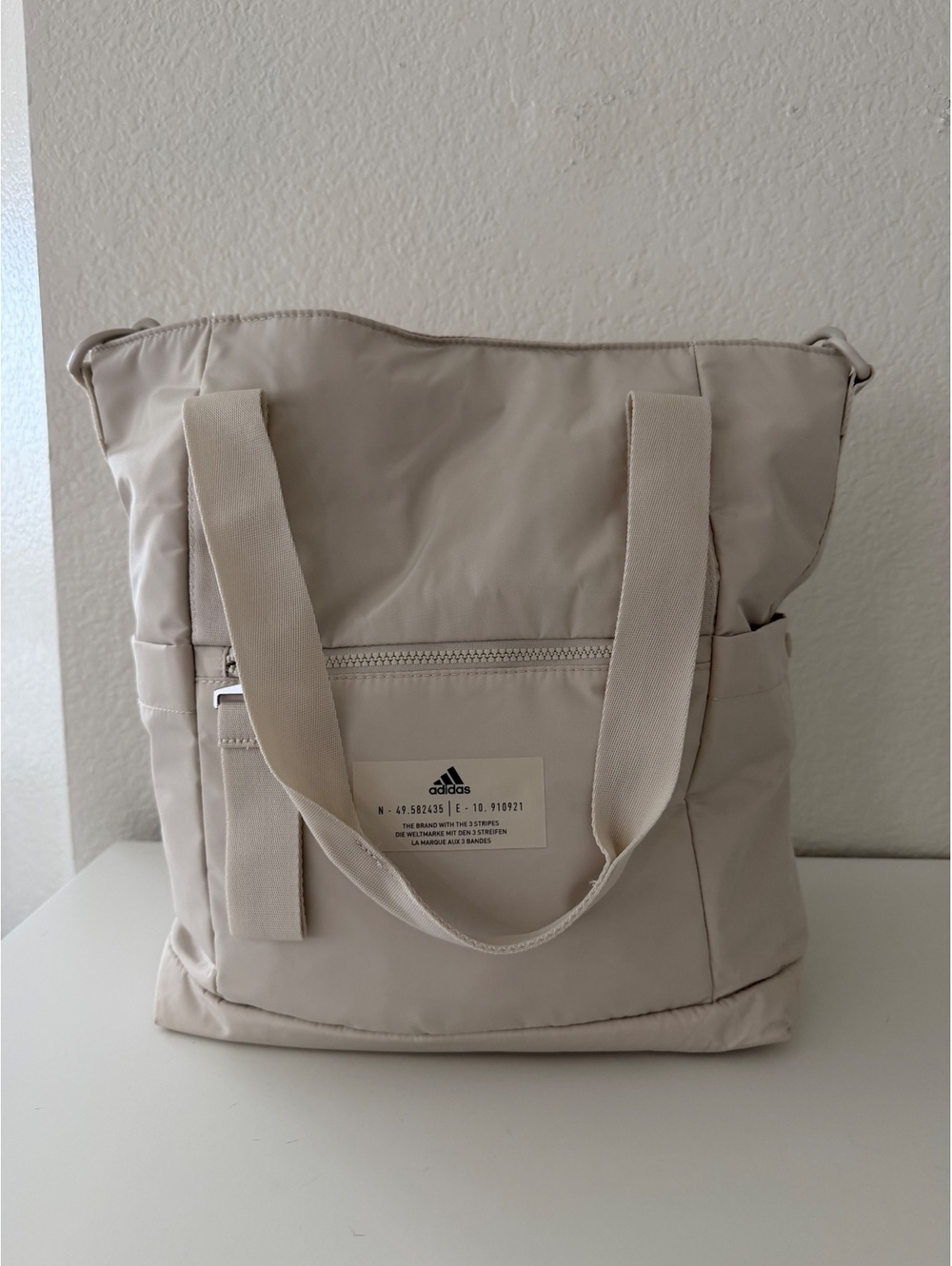 Adidas Beige Tote Bag gym bag duffel bag Pilates Calpak beis puffy quilt nike